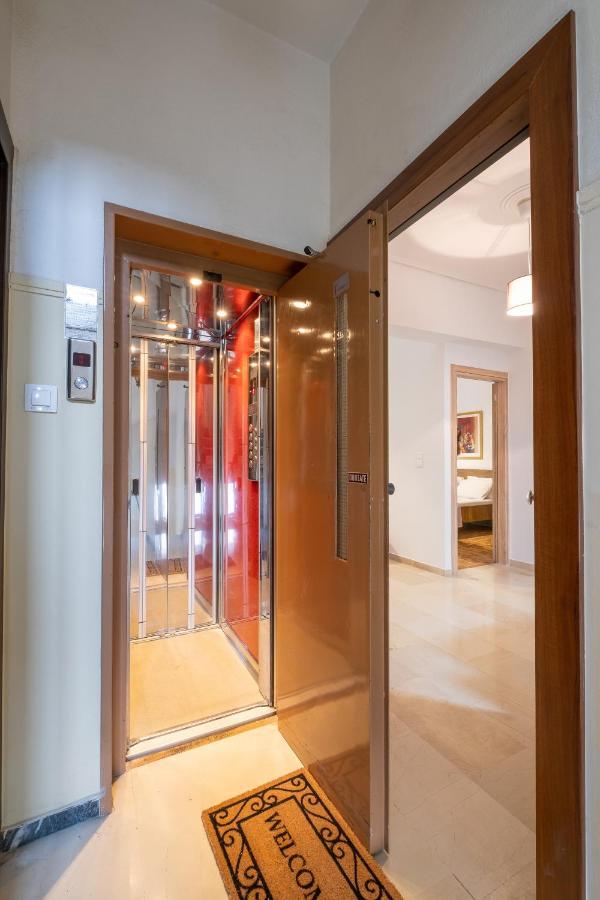 Sokos Residence, 1' Walk From Aghios Ioannis Metro Атина Екстериор снимка